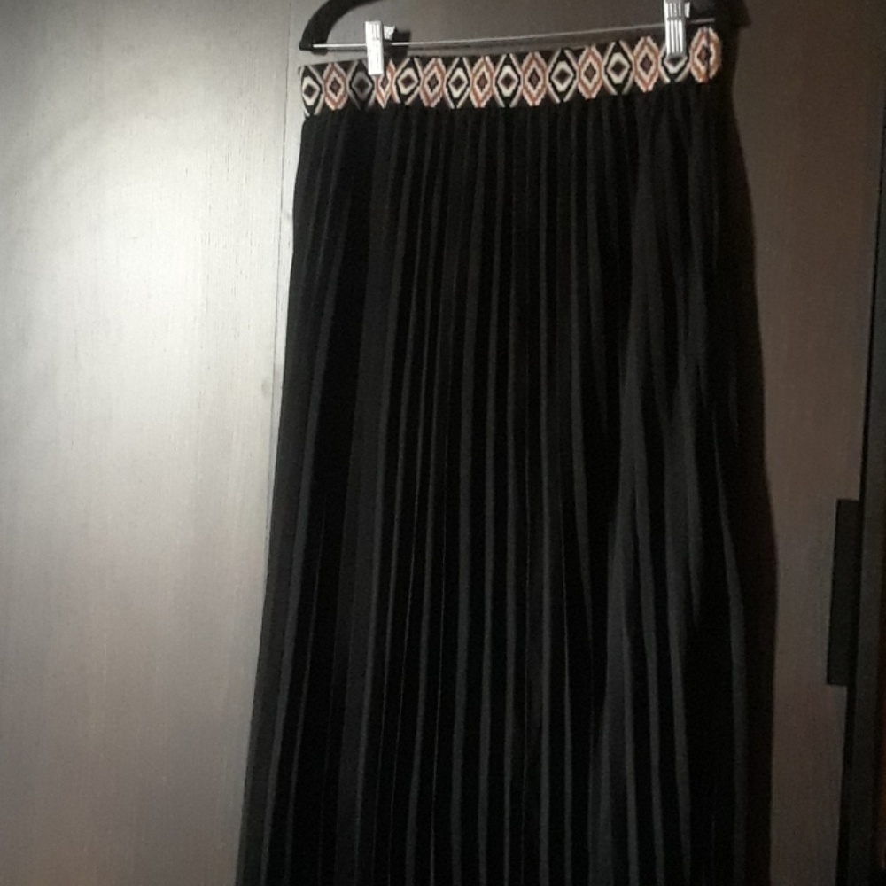 Pleated Skirt with Tribal Waist Band